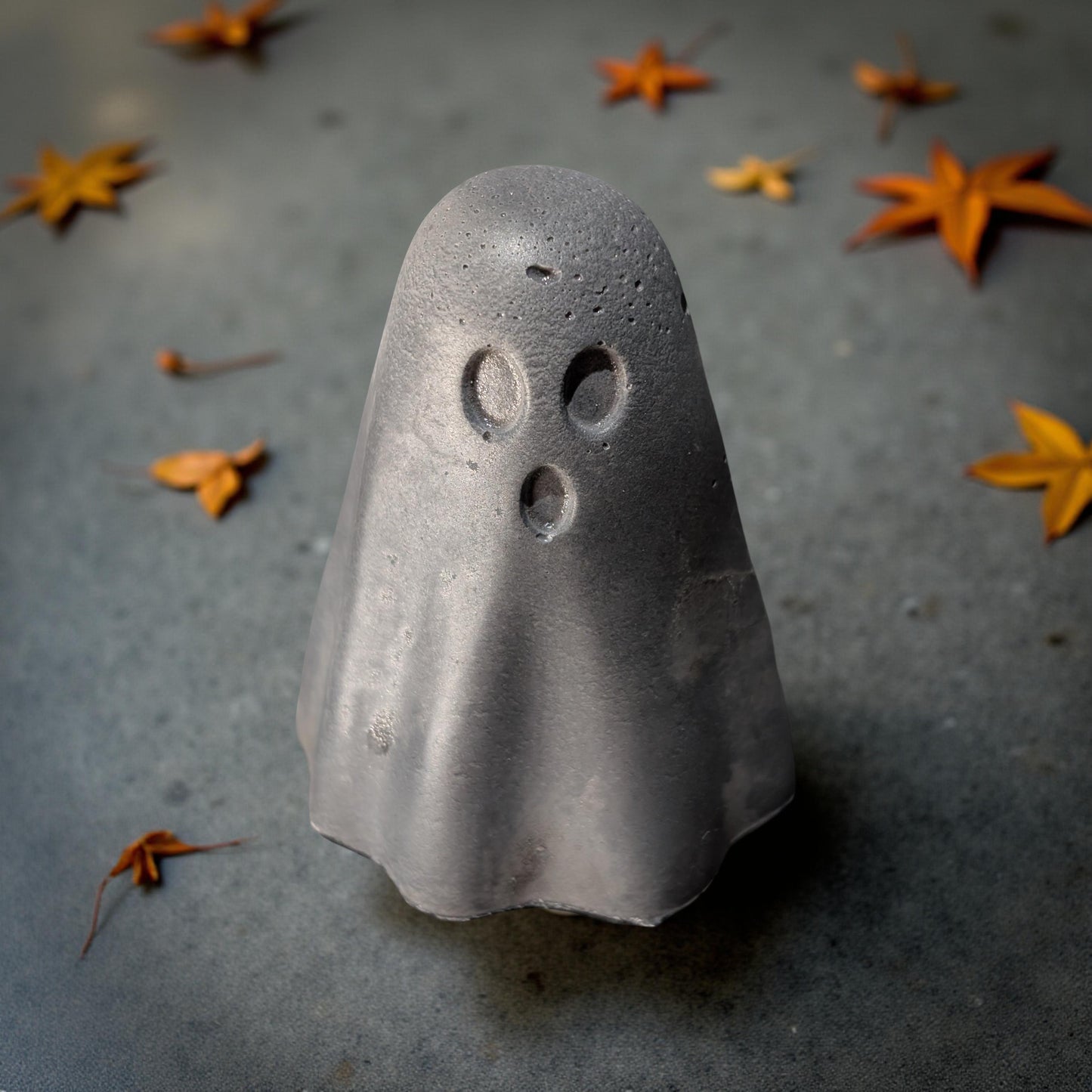 Mini Concrete Ghosts – Halloween Shelf Decor, 2" Tall Spooky Figurines in Grey or Natural Concrete, Modern Fall Accent