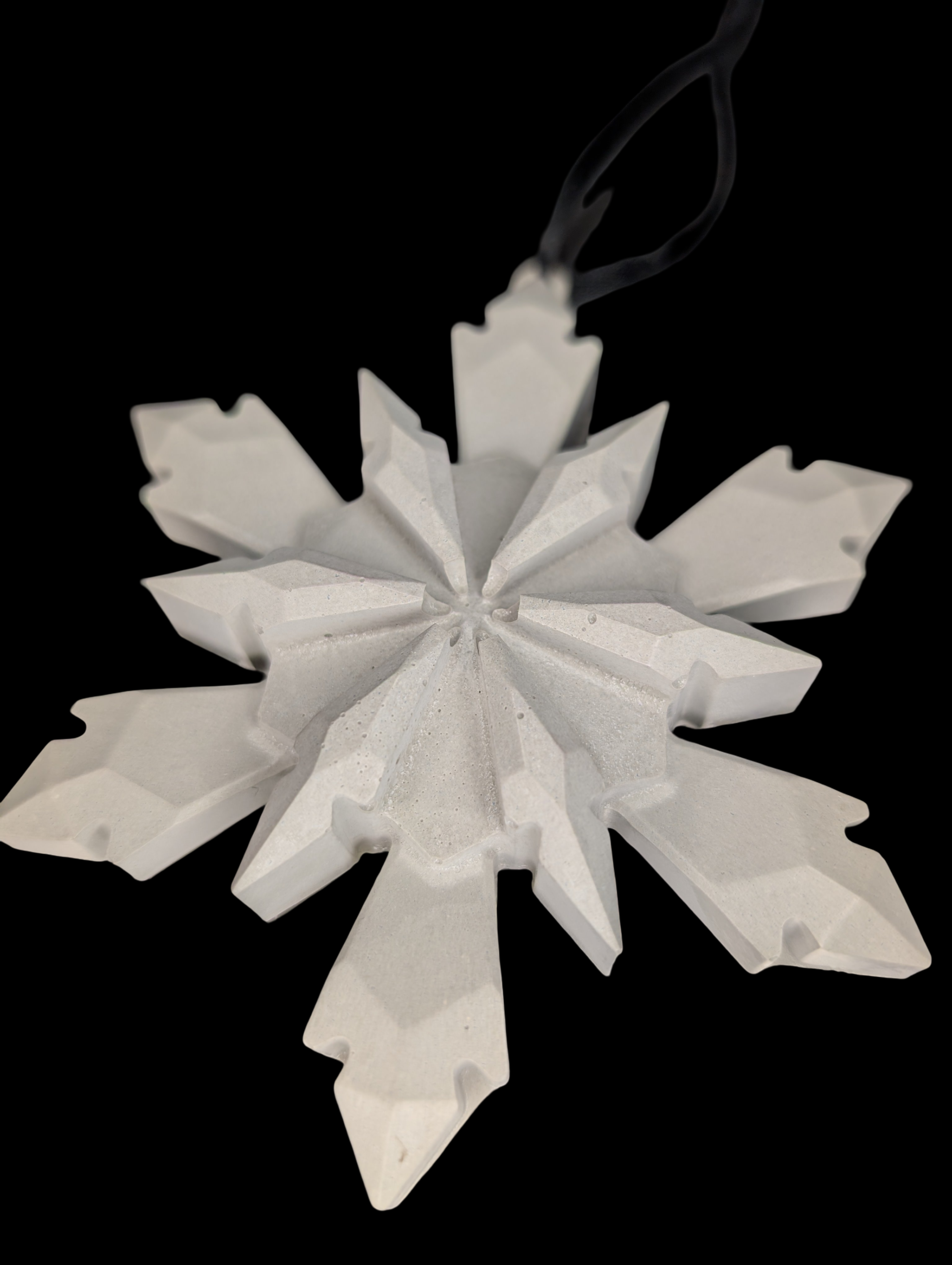 Concrete Snowflake Ornament – Minimalist Christmas Ornament – Modern Holiday Tree Décor – Sealed or Paintable – 4.6” Handmade Christmas Decoration