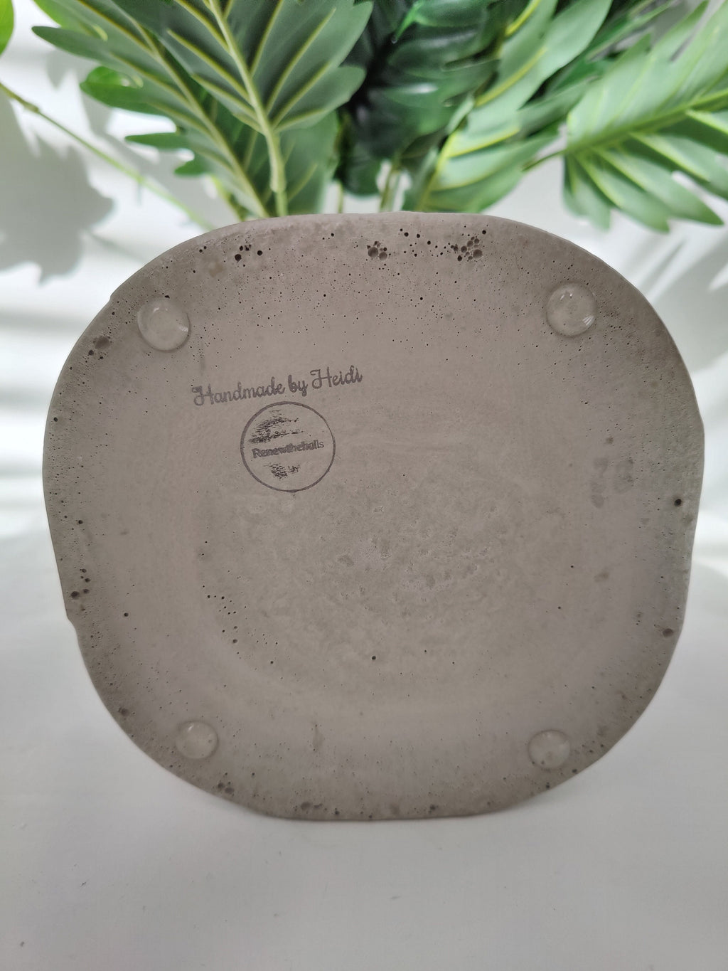 Concrete Tissue Box