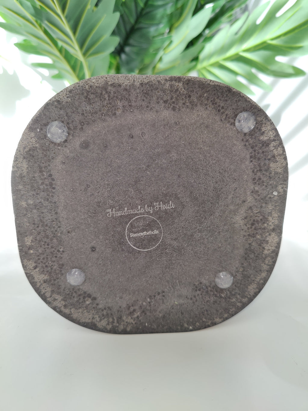 Concrete Tissue Box