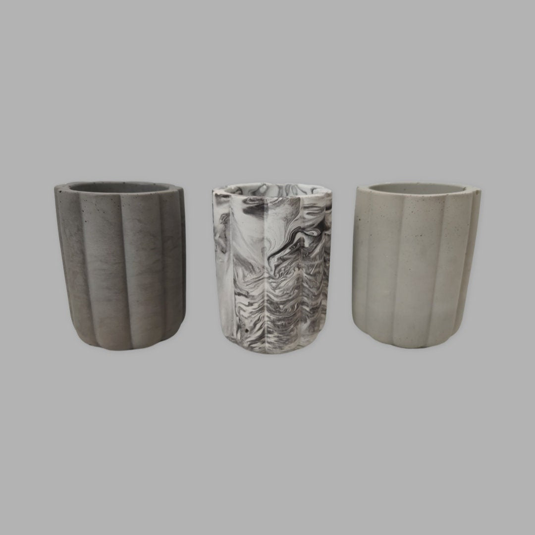 Concrete Tulip Toothbrush Holder