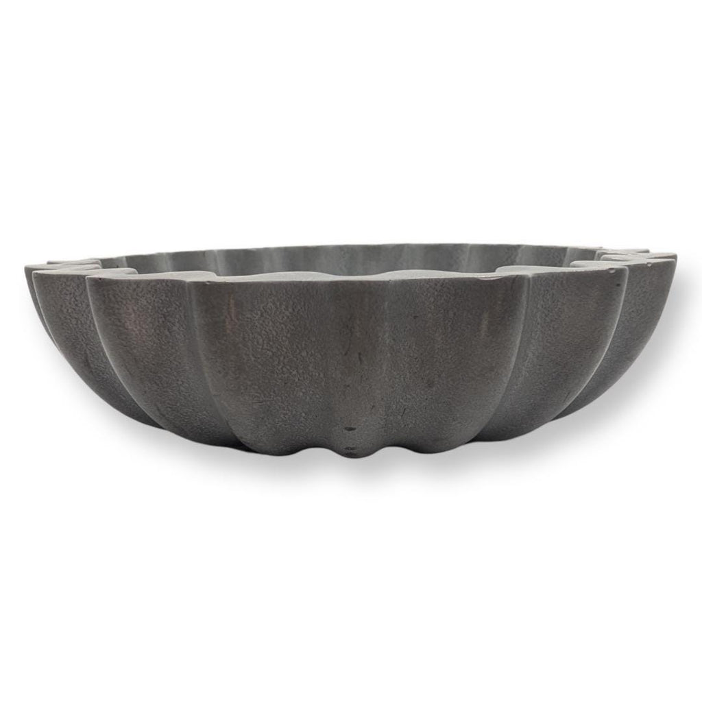 Concrete Ruffle Trinket Dish - Fluted Scalloped Jewelry Bowl - Ribbed Catchall Tray - Modern Minimalist Home Decor - Concrete Vessel