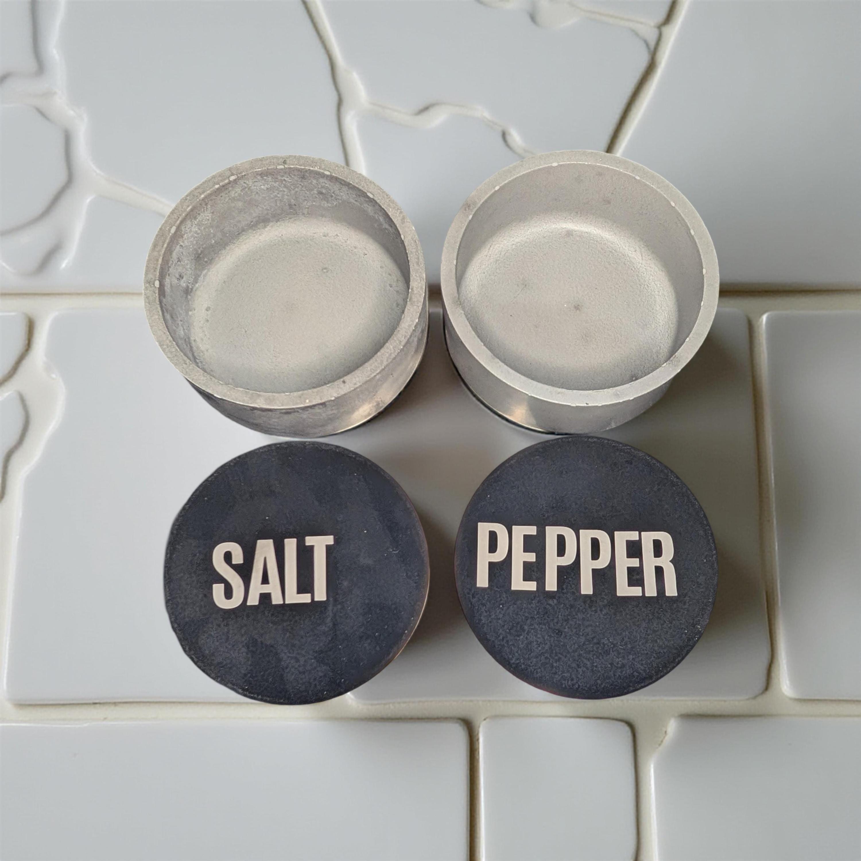 Modern Concrete Salt & Pepper Cellar Set with Lids – Industrial Kitchen Storage