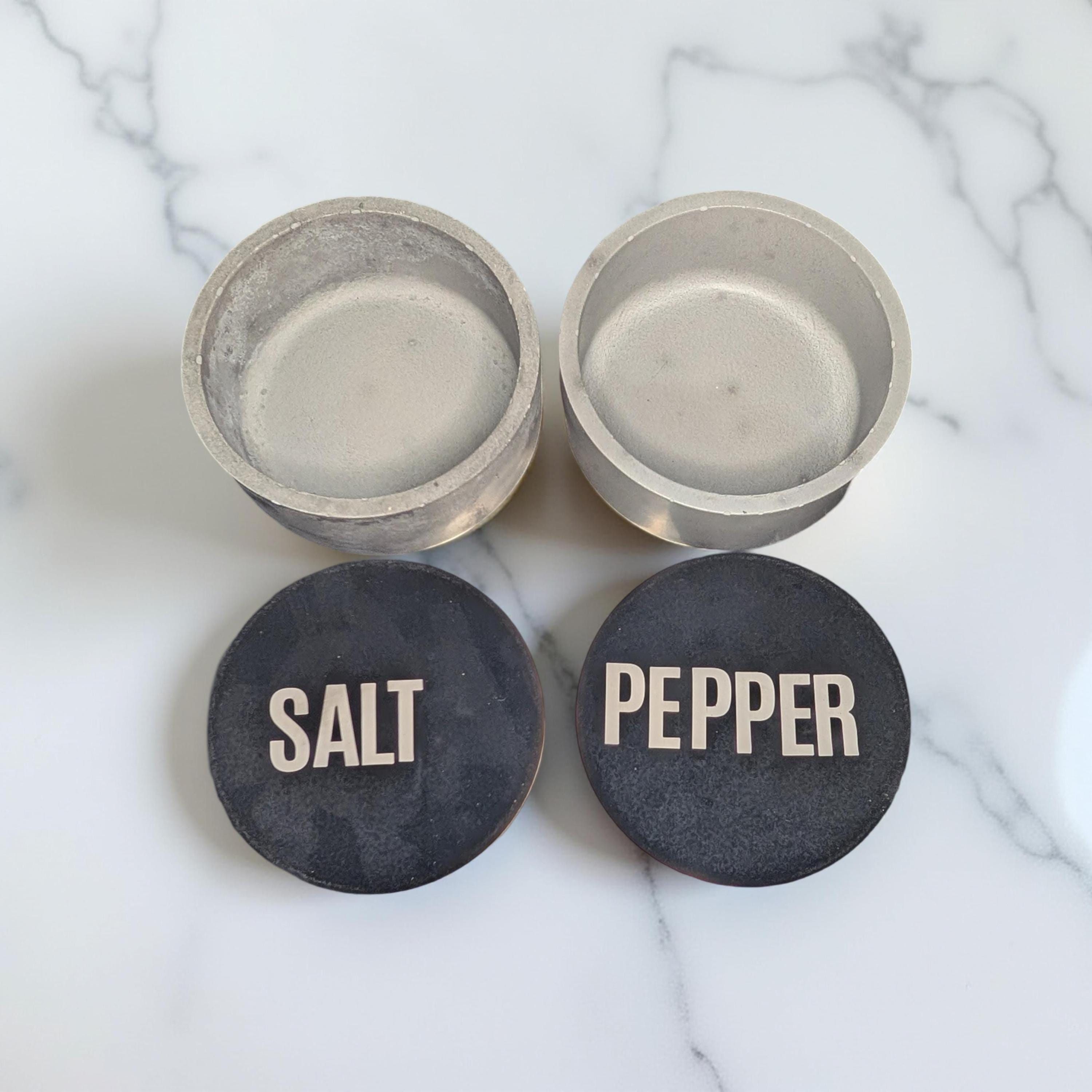 Modern Concrete Salt & Pepper Cellar Set with Lids – Industrial Kitchen Storage