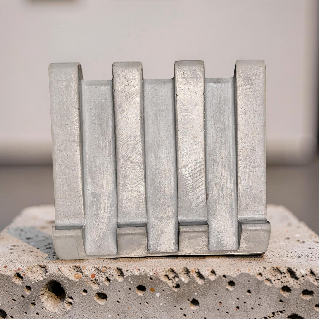 Concrete Waterfall Soap Dish | Self Draining Soap Holder for Bathroom and Kitchen Shower | Plain Concrete Modern Soap Saver Dish
