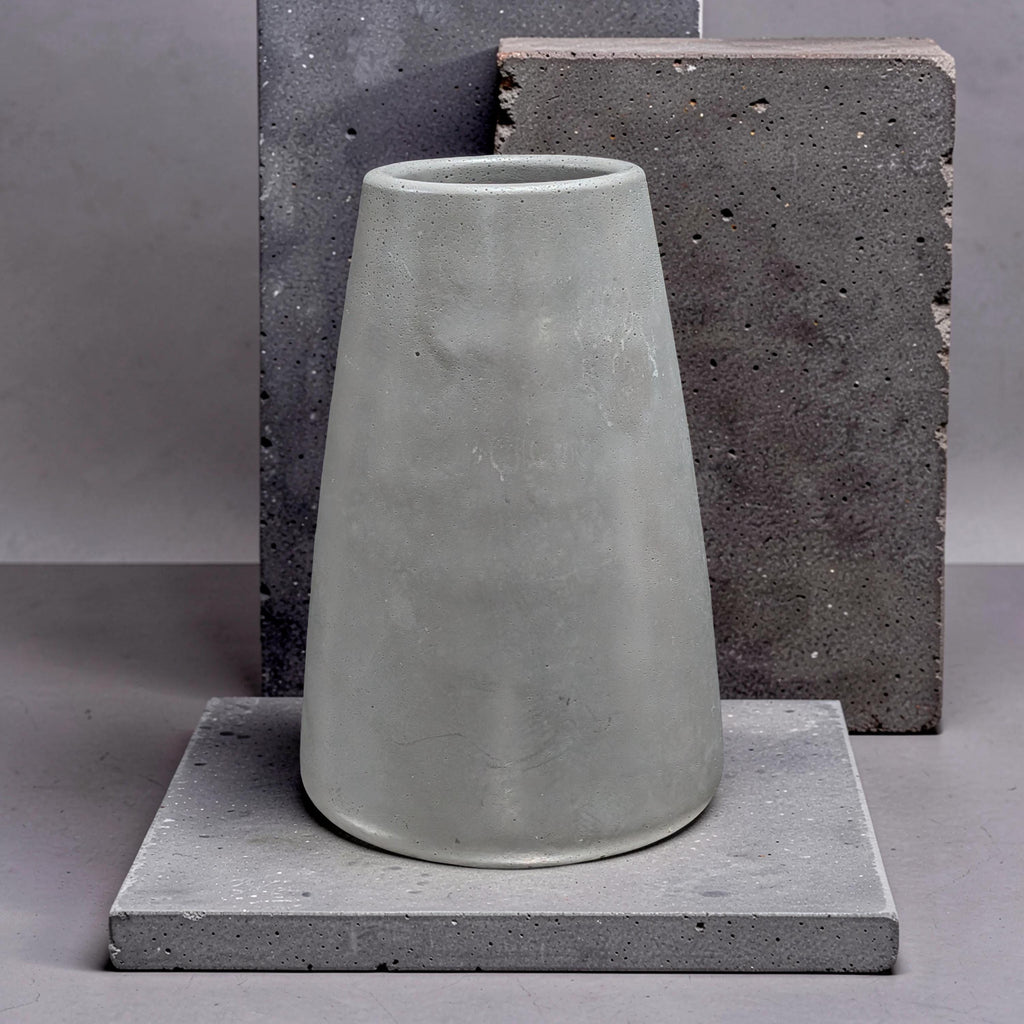 Large Concrete Vase, Minimalist Grey Flower Pot, Industrial Modern Home Decor, Brutalist Ceramic Alternative, Hand Poured Shelf Accent Vase