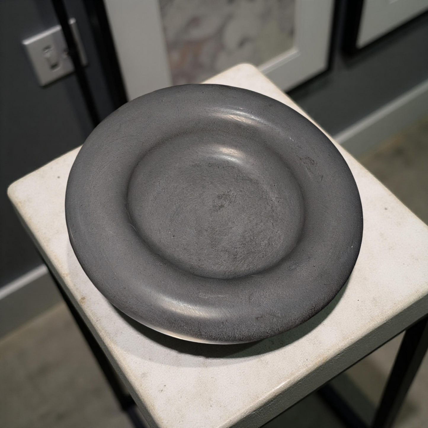 Modern Concrete Catchall Tray – Minimalist Round 7.8 Inch Decorative Dish