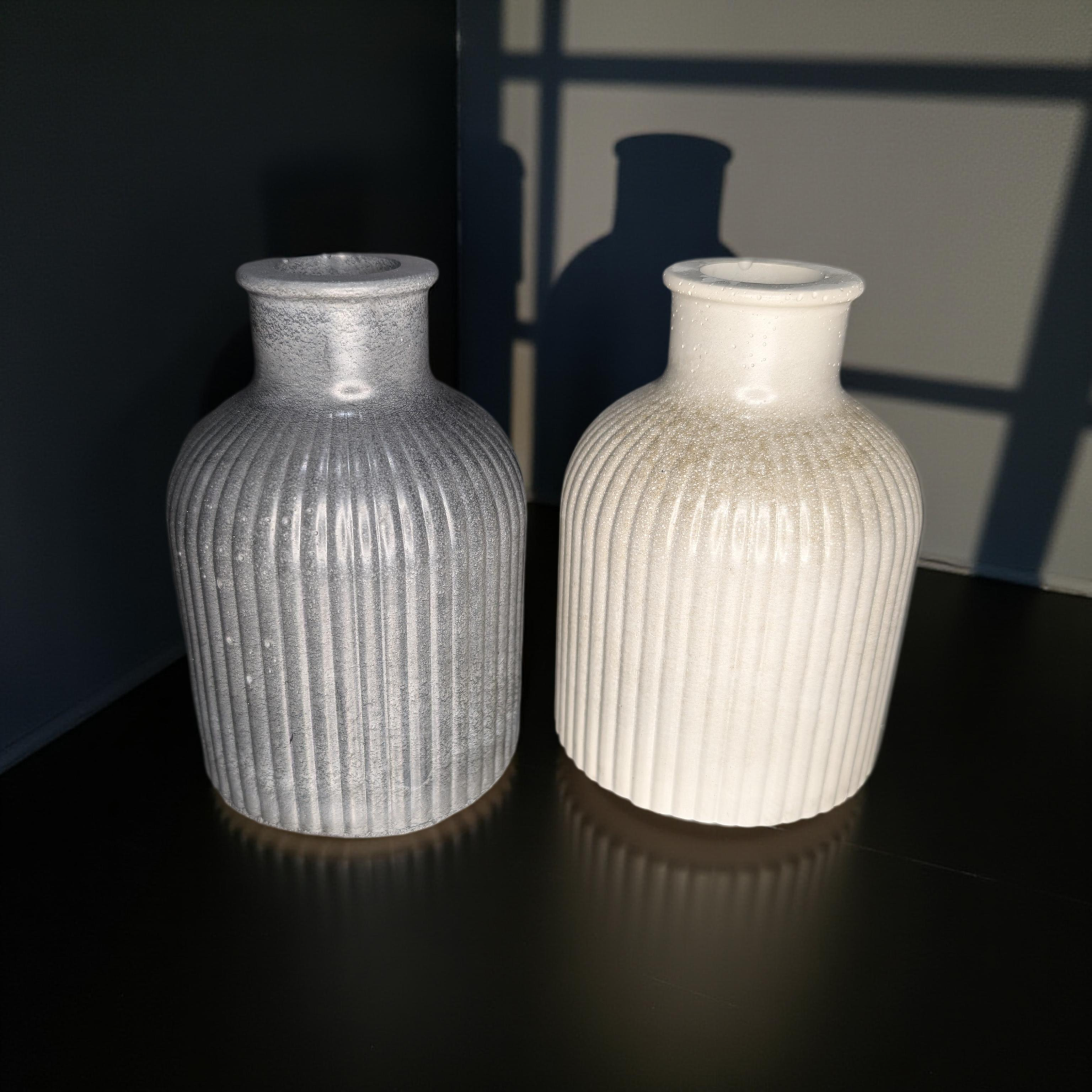 Mini Ribbed Concrete Vase – Modern Decorative Bud Vase, Neutral Shelf Decor, Small Textured Vase for Minimalist Home, Handmade 3.85" Cement Vase