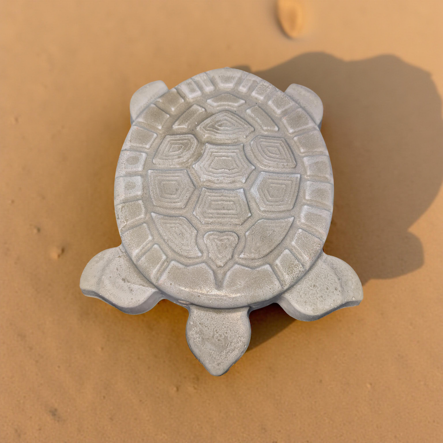 Concrete Turtle Stepping Stone – Garden Turtle Decor – Paintable Cement Yard Art – Outdoor Pathway Stone – Unsealed – DIY Turtle Craft for Lawn & Landscaping