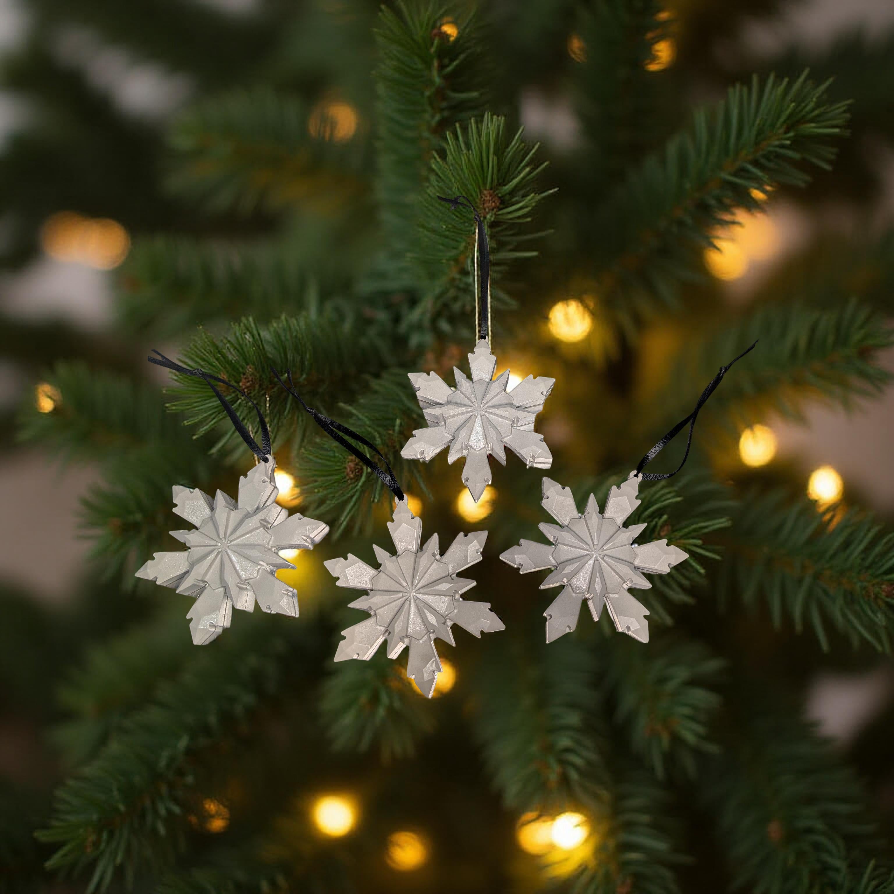 Concrete Snowflake Ornament – Minimalist Christmas Ornament – Modern Holiday Tree Décor – Sealed or Paintable – 4.6” Handmade Christmas Decoration