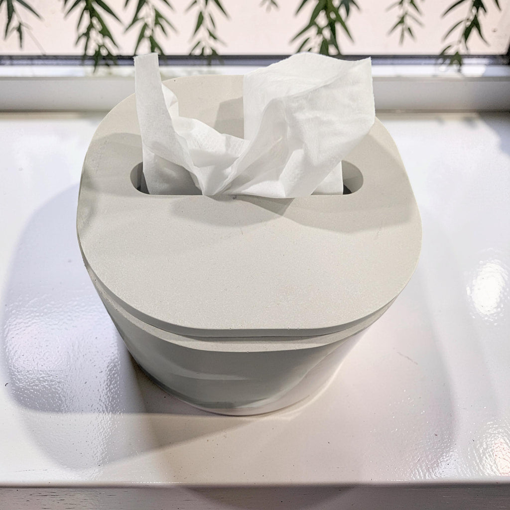 Modern Concrete Tissue Box, Minimalist Vanity Decor, Reusable Facial Tissue Dispenser, Industrial Bathroom Accessories,Refillable Tissue Box