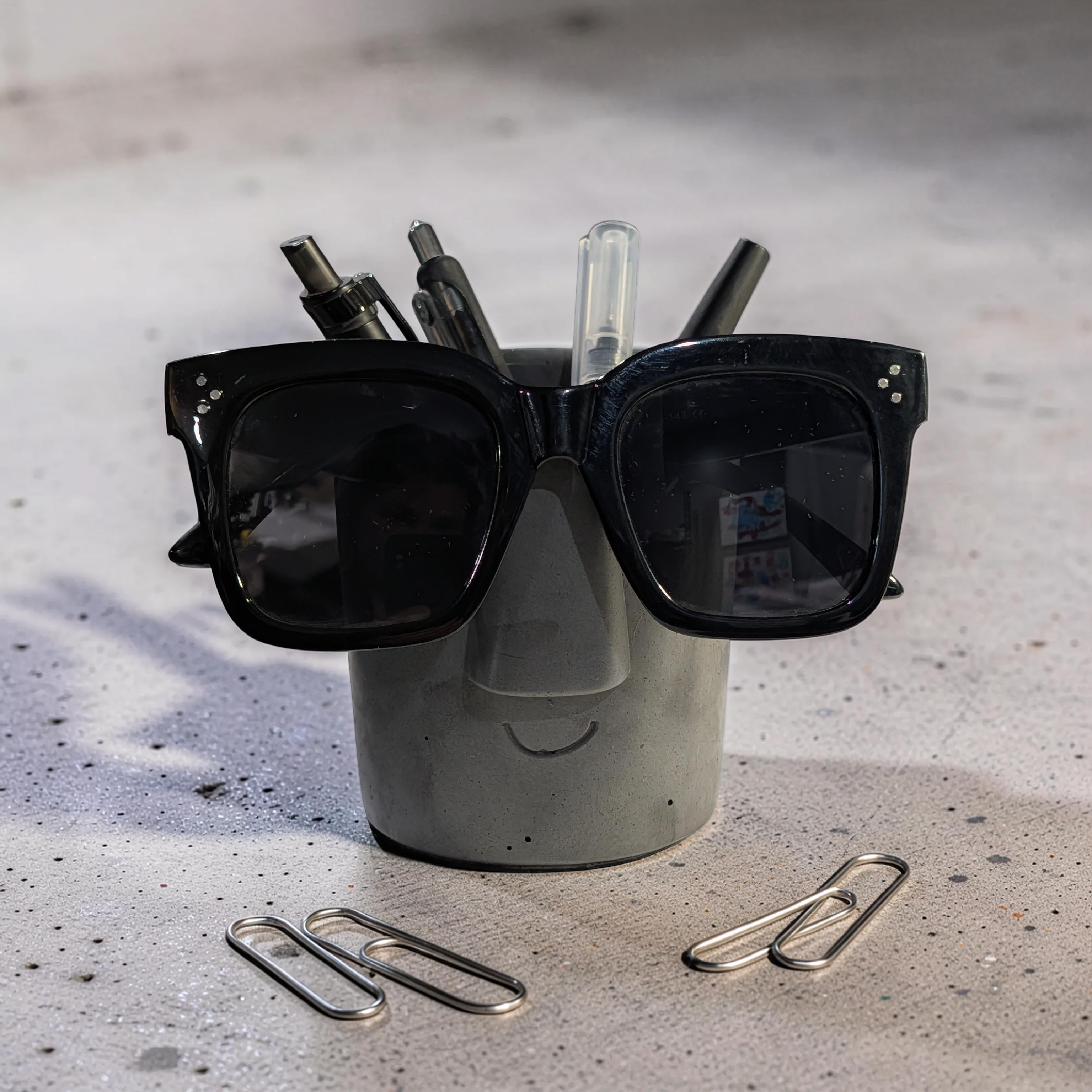 Concrete Glasses Holder & Pencil Cup, Minimalist Face Glasses Stand, Unique Modern Desk Organizer, Eyeglass Stand, Cute Teacher Gift