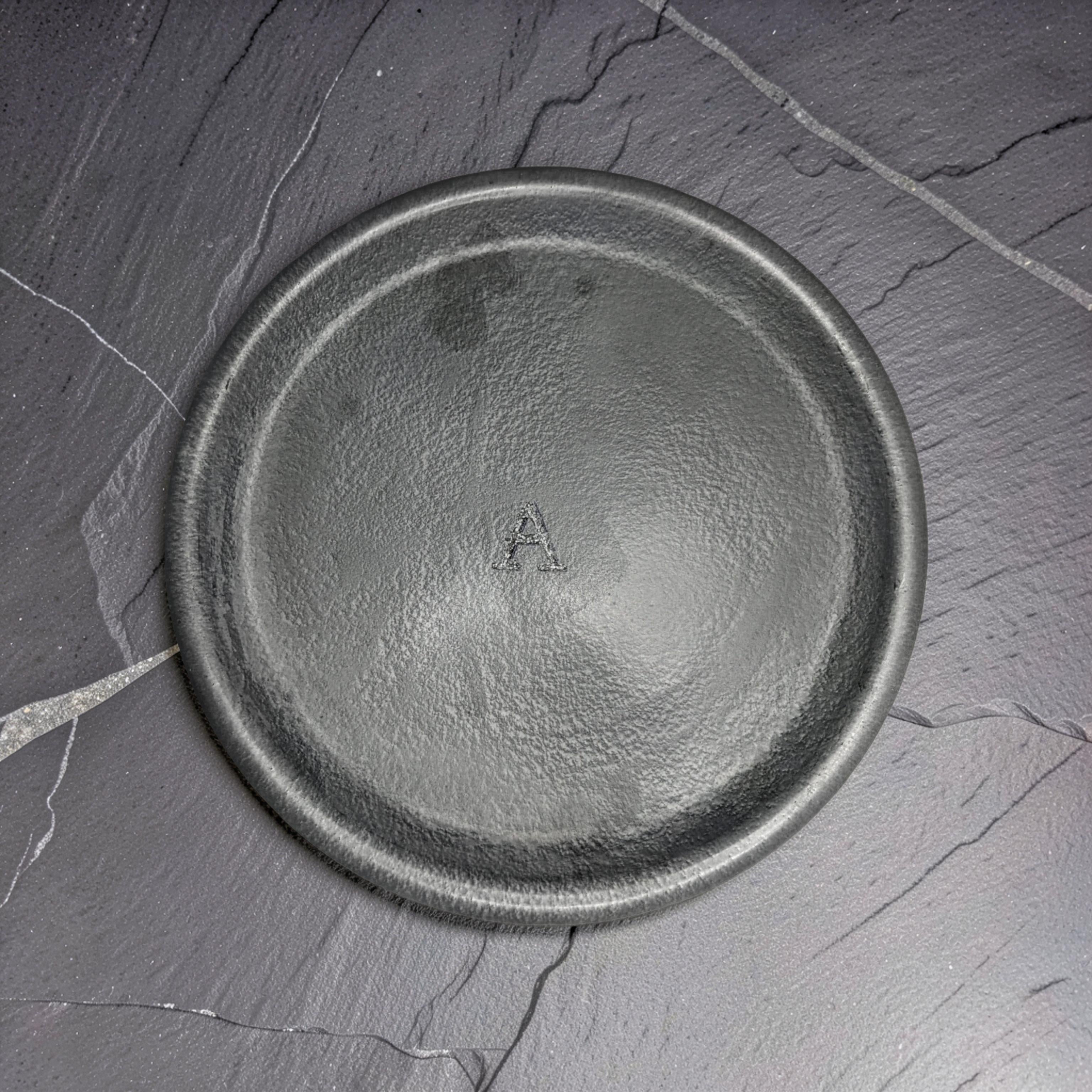 Small Concrete Catchall Tray - 4.7 Inch Round Jewelry Dish, Plant Saucer, Minimalist Key & Ring Holder, Modern Candle Plate, Desk Organizer