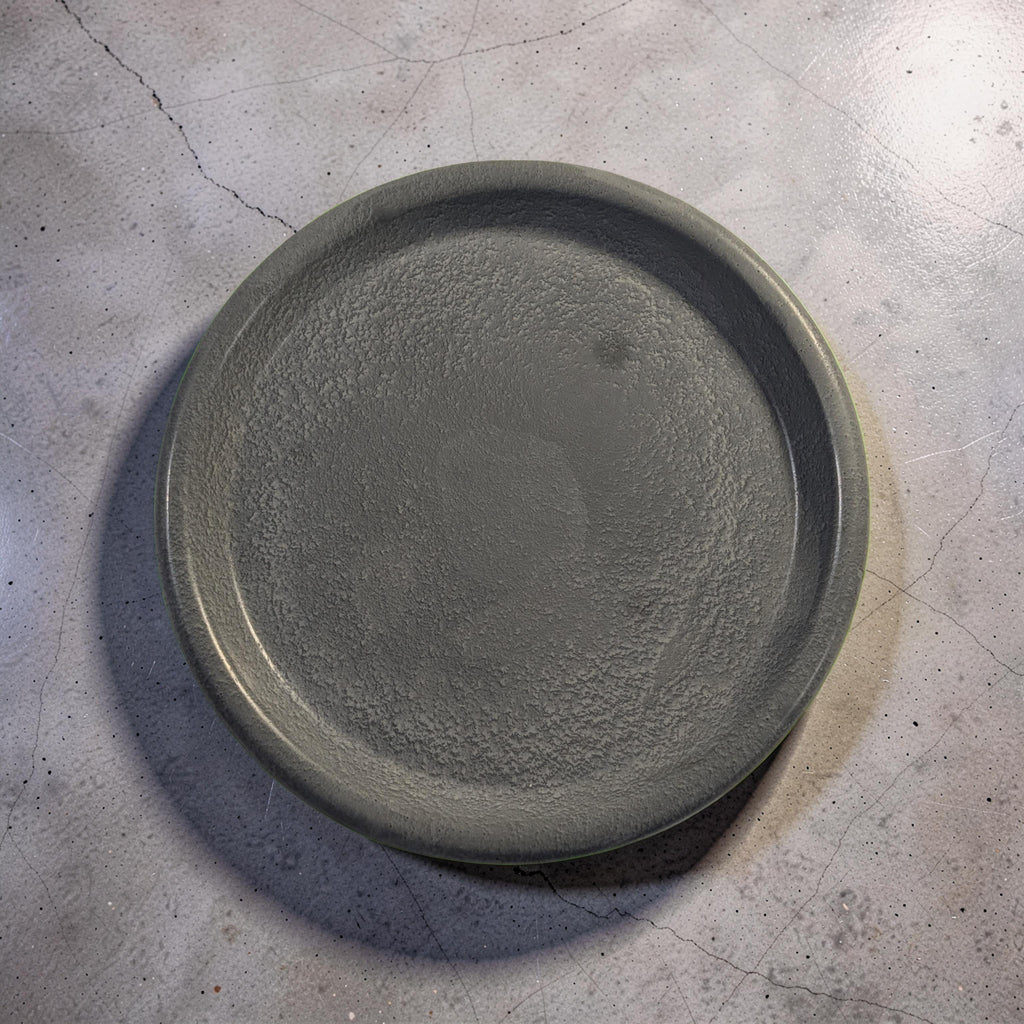 Small Concrete Catchall Tray - 4.7 Inch Round Jewelry Dish, Plant Saucer, Minimalist Key & Ring Holder, Modern Candle Plate, Desk Organizer