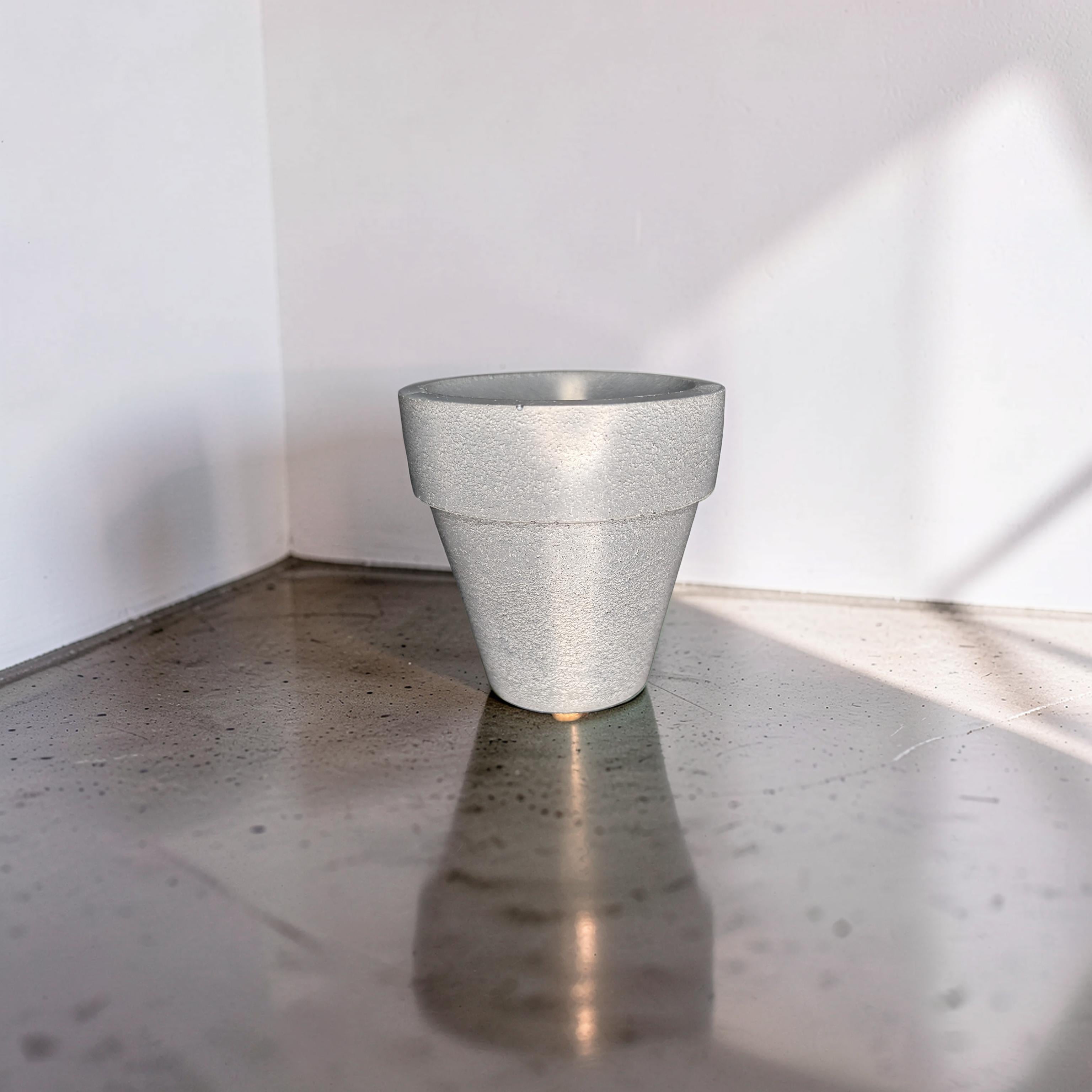 3.7" Concrete Succulent Planter, Small Modern Plant Pot with Drainage Option, Minimalist Indoor Flower Pot, 3.6" Tall Cement Pot