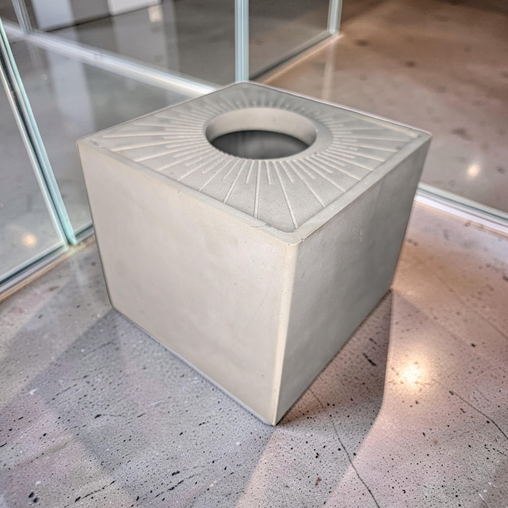 Modern Concrete Tissue Holder, Minimalist Square Sunburst Tissue Box with Lid, Industrial Bathroom Decor, Handcrafted Gray Concrete Container