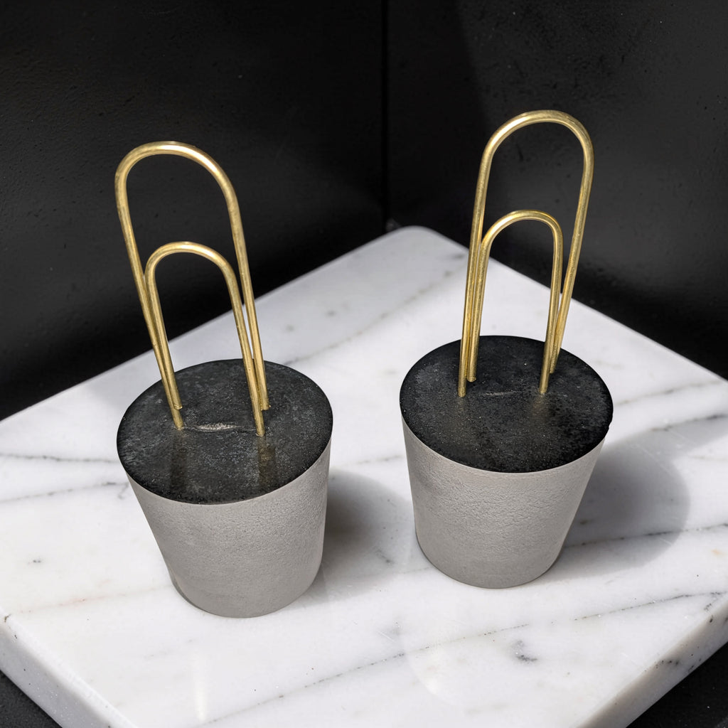 Concrete Photo Holder with Gold Paper Clip, Modern Table Number Holder, Minimalist Desk Card Stand, Wedding Sign & Place Card Display