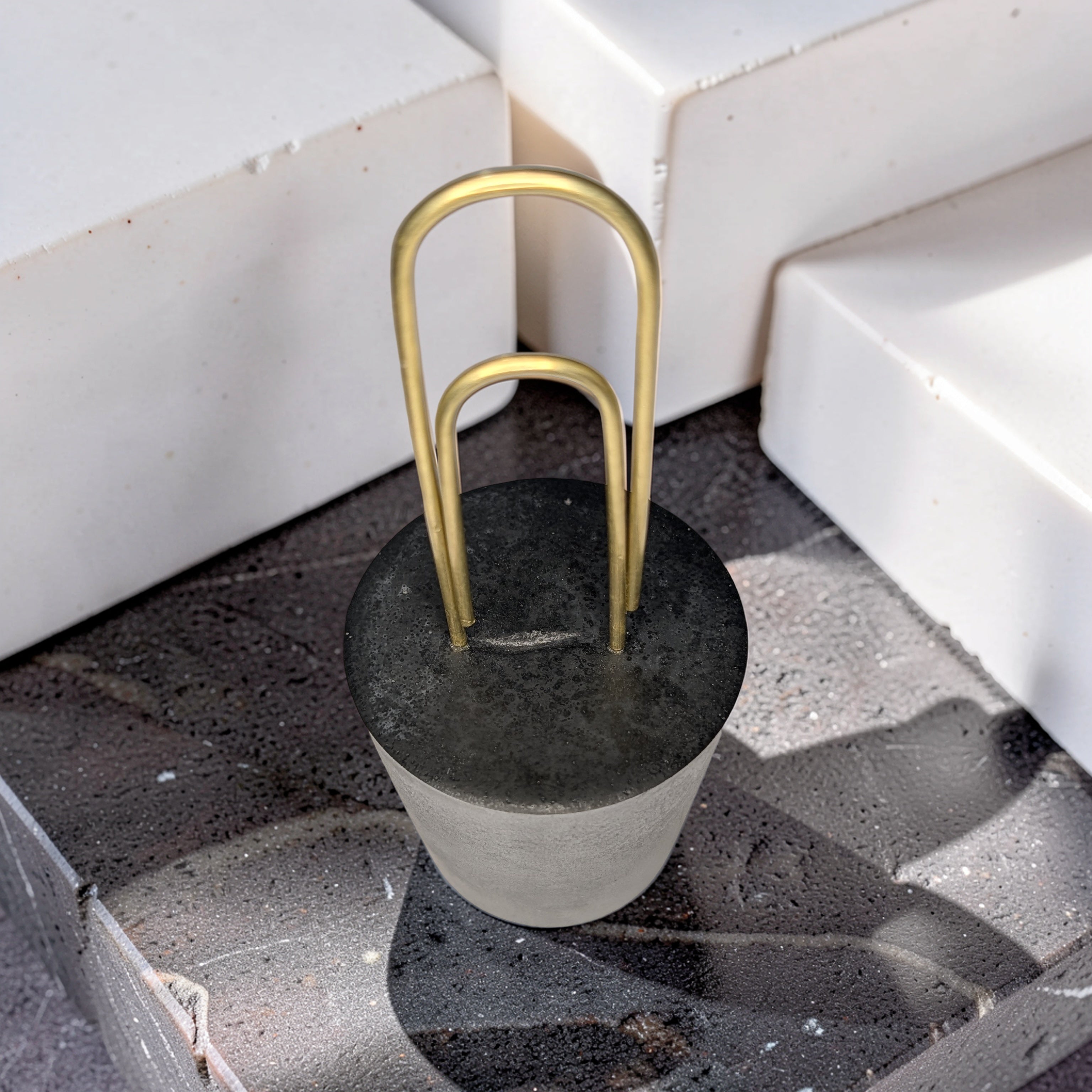 Concrete Photo Holder with Gold Paper Clip, Modern Table Number Holder, Minimalist Desk Card Stand, Wedding Sign & Place Card Display